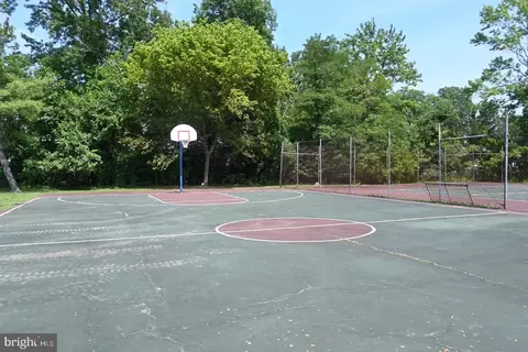 Exterior - 427 Magnolia Dr, Edgewater, MD 21037 photo 11 of 12