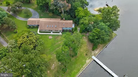 1592 Marco Dr, Pasadena, MD 21122