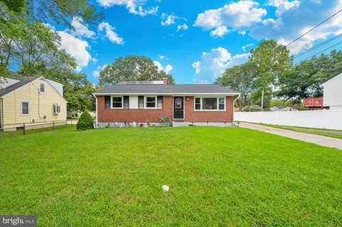 618 Stewart Ave, Glen Burnie, MD 21061
