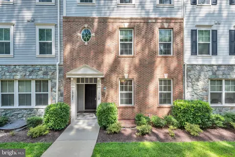 1719 Fieldstone Ct #9, Hanover, MD 21076