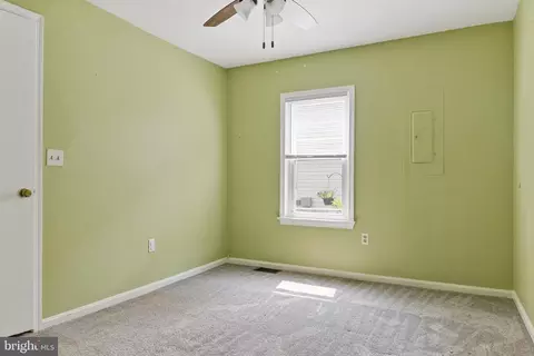 Bedroom - 211 Janwall St, Annapolis, MD 21403 photo 2 of 2