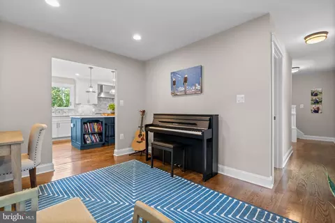 Entry Way - 624 Basin Way, Arnold, MD 21012 photo 2 of 5