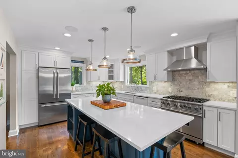 Kitchen - 624 Basin Way, Arnold, MD 21012 photo 6 of 6