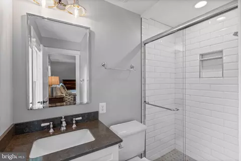 Bath - 624 Basin Way, Arnold, MD 21012 photo 1 of 3