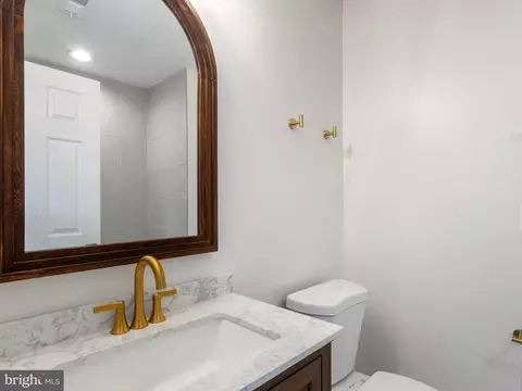 Bath - 1612 Winesapp Dr, Odenton, MD 21113 photo 4 of 5
