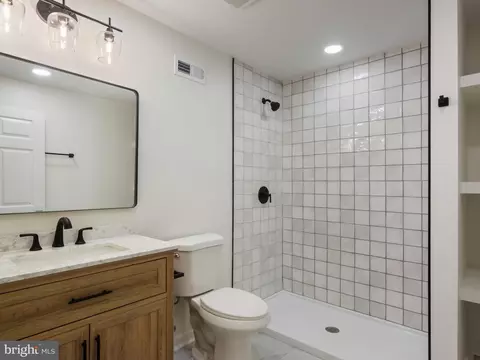 Bath - 1612 Winesapp Dr, Odenton, MD 21113 photo 5 of 5
