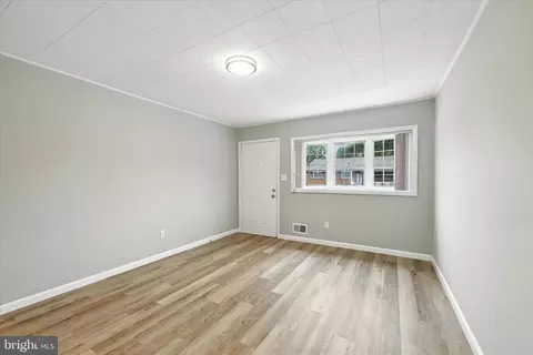 Living - 120 Cedar Hill Rd, Baltimore, MD 21225 photo 2 of 2