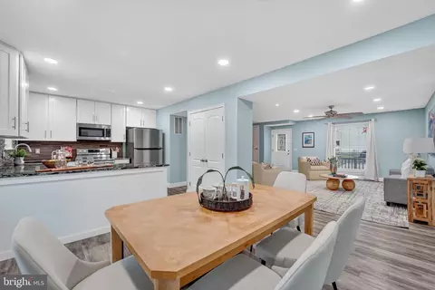 8557 Skipjack Pl, Pasadena, MD 21122 photo 9