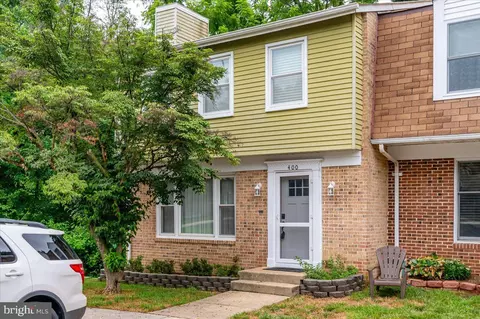 400 Colonial Ridge Ln, Arnold, MD 21012 photo 1