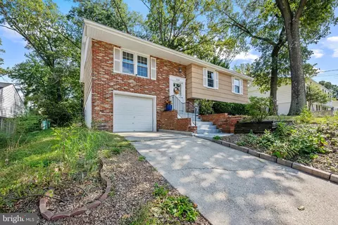 Exterior - 7516 Montevideo Ct, Jessup, MD 20794 photo 2 of 10