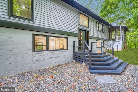 3203 Brezina Pl, Edgewater, MD 21037