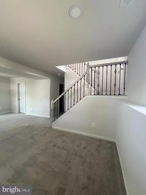 Entry Way - 997 11th St, Pasadena, MD 21122 photo 1 of 1