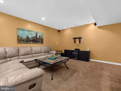Living - 2002 Mckinnon Ln, Pasadena, MD 21122 photo 5 of 6