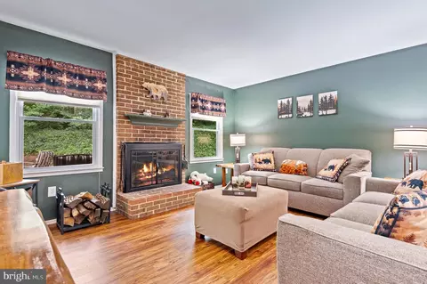 1419 Ormsby Pl, Crofton, MD 21114 photo 3