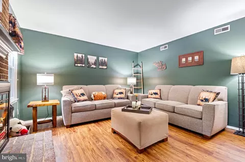 1419 Ormsby Pl, Crofton, MD 21114 photo 5