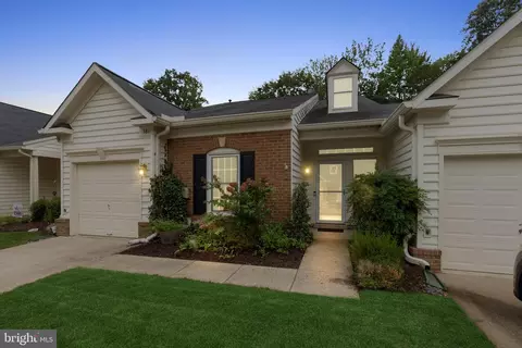 381 Colony Point Pl, Edgewater, MD 21037 photo 2