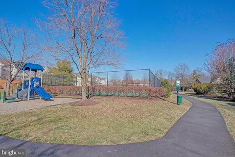 381 Colony Point Pl, Edgewater, MD 21037 photo 35