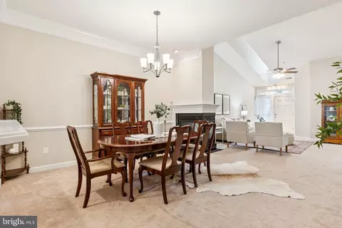 381 Colony Point Pl, Edgewater, MD 21037 photo 9