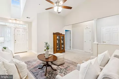 381 Colony Point Pl, Edgewater, MD 21037 photo 5
