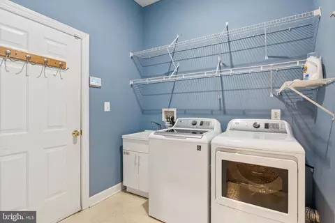 381 Colony Point Pl, Edgewater, MD 21037 photo 27