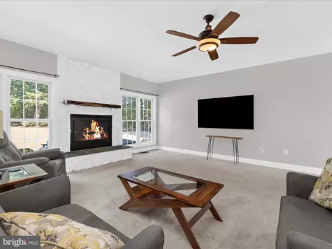 Living - 1628 Carnoustie Dr, Pasadena, MD 21122 photo 5 of 11