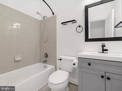 Bath - 1628 Carnoustie Dr, Pasadena, MD 21122 photo 7 of 11