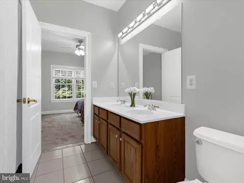 Bath - 1628 Carnoustie Dr, Pasadena, MD 21122 photo 4 of 11