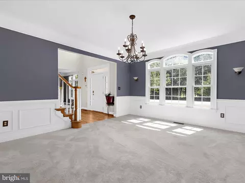 Living - 1628 Carnoustie Dr, Pasadena, MD 21122 photo 1 of 11