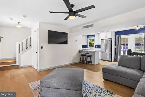 1111 Wildwood Ln, Churchton, MD 20733