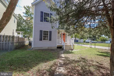 Other - 3661 2nd Ave, Edgewater, MD 21037 photo 9 of 22