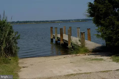 View/Area - 3661 2nd Ave, Edgewater, MD 21037 photo 6 of 6