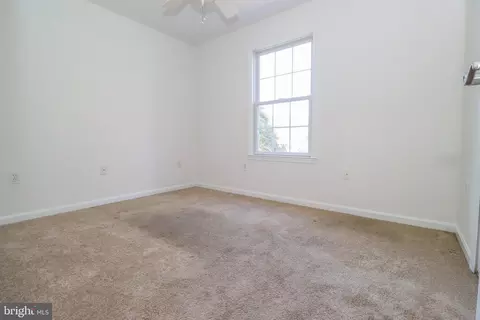 Bedroom - 3661 2nd Ave, Edgewater, MD 21037 photo 1 of 6