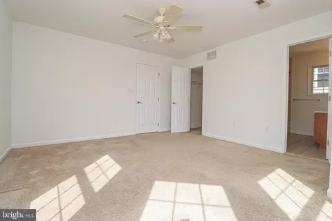 Bedroom - 3661 2nd Ave, Edgewater, MD 21037 photo 6 of 6