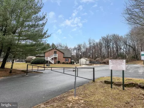 Exterior - 8048 M Abbey Ct #M, Pasadena, MD 21122 photo 9 of 9