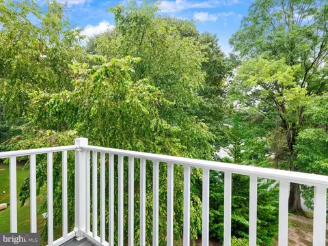 Exterior - 8048 M Abbey Ct #M, Pasadena, MD 21122 photo 4 of 9