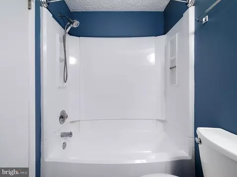 Bath - 8048 M Abbey Ct #M, Pasadena, MD 21122 photo 4 of 4