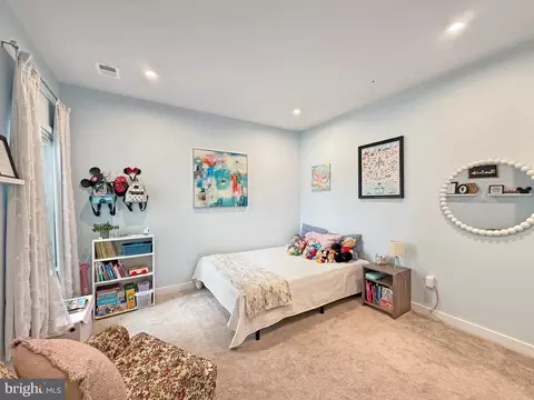 Bedroom - 7820 Mine Run Rd, Hanover, MD 21076 photo 4 of 6