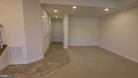 Entry Way - 7652 Telamon Way, Hanover, MD 21076 photo 2 of 11