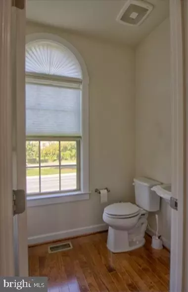 Entry Way - 7652 Telamon Way, Hanover, MD 21076 photo 9 of 11