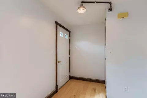 7735 Leaside Ct, Hanover, MD 21076 photo 5