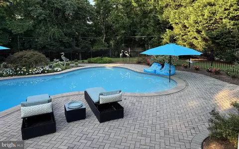 Exterior - 8427 Turnhouse Ct, Pasadena, MD 21122 photo 15 of 17