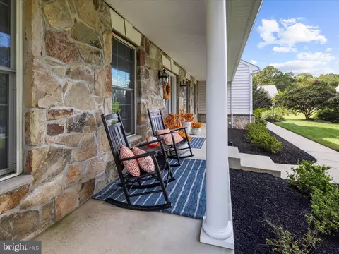 Exterior - 8427 Turnhouse Ct, Pasadena, MD 21122 photo 4 of 17