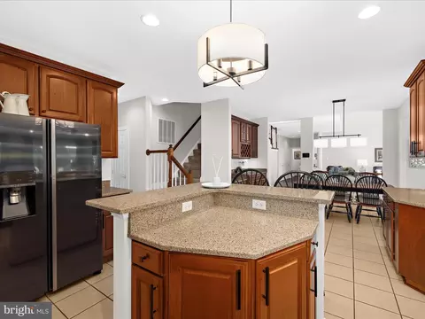 Kitchen - 8427 Turnhouse Ct, Pasadena, MD 21122 photo 6 of 7