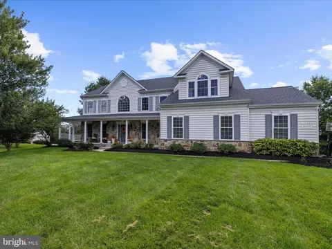 Exterior - 8427 Turnhouse Ct, Pasadena, MD 21122 photo 7 of 17