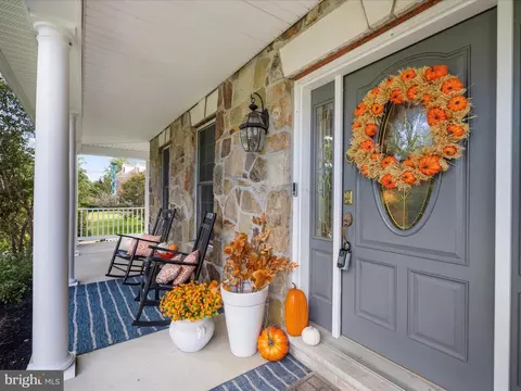 Exterior - 8427 Turnhouse Ct, Pasadena, MD 21122 photo 2 of 17