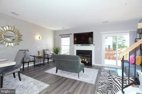 Living - 2441 Lizbec Ct, Crofton, MD 21114 photo 1 of 1