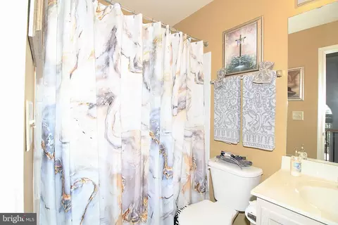 Bath - 2441 Lizbec Ct, Crofton, MD 21114 photo 3 of 3