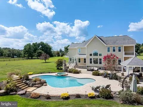 Exterior - 5741 Nutwell Sudley Rd, Deale, MD 20751 photo 10 of 29