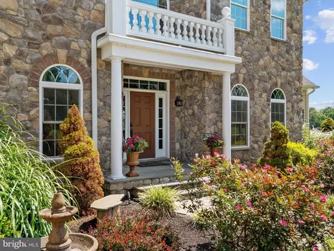 Exterior - 5741 Nutwell Sudley Rd, Deale, MD 20751 photo 6 of 29