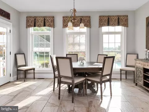 Dining - 5741 Nutwell Sudley Rd, Deale, MD 20751 photo 3 of 3